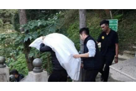 尼玛对付老赖：刘小姐被老赖拖欠货款